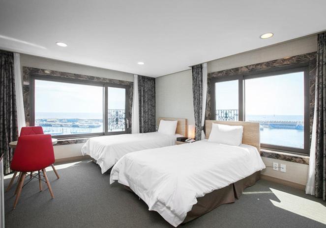 Dream Jeju Hotel Seogwipo Exteriör bild