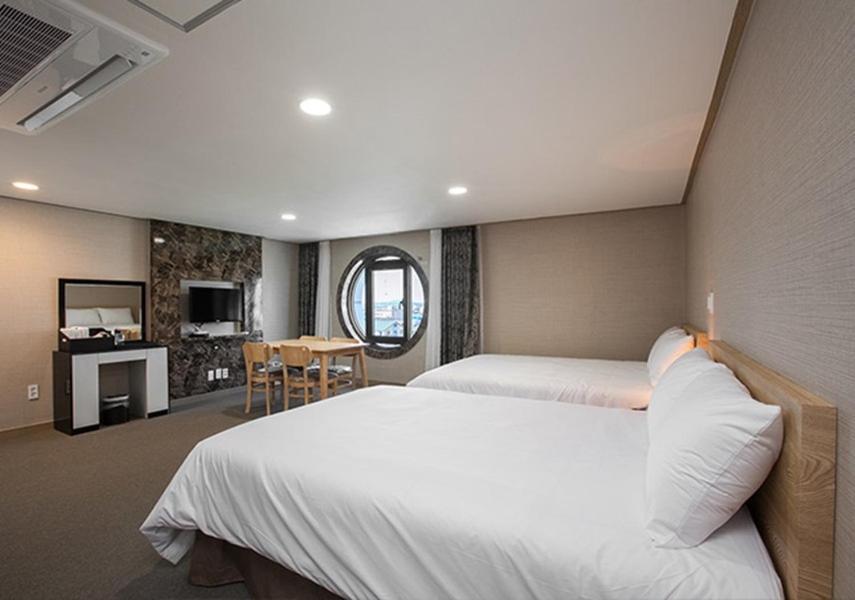 Dream Jeju Hotel Seogwipo Exteriör bild