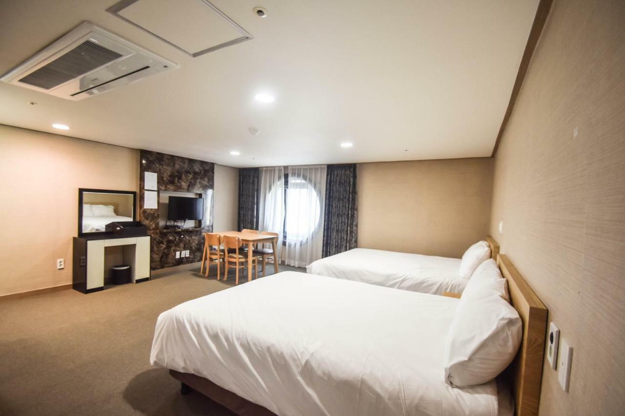 Dream Jeju Hotel Seogwipo Exteriör bild